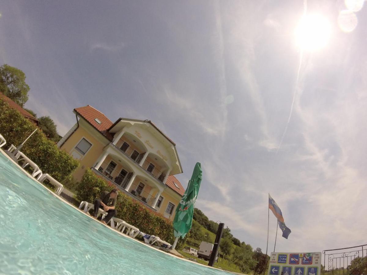 Vila Silva Marija Apartments Pišece Eksteriør bilde